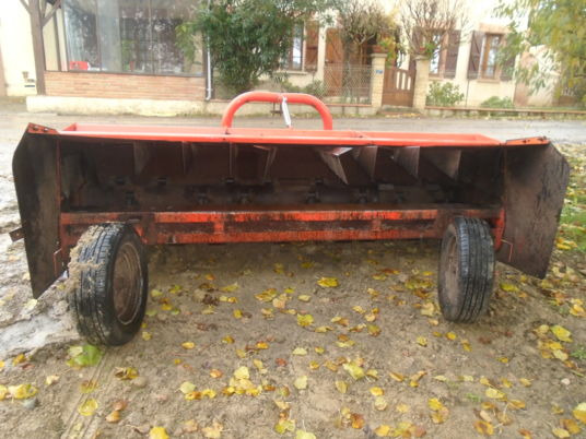 Kuhn BNG 270 - Triturador de martelos: foto 2 Kuhn BNG 270 - Triturador de martelos: foto 2