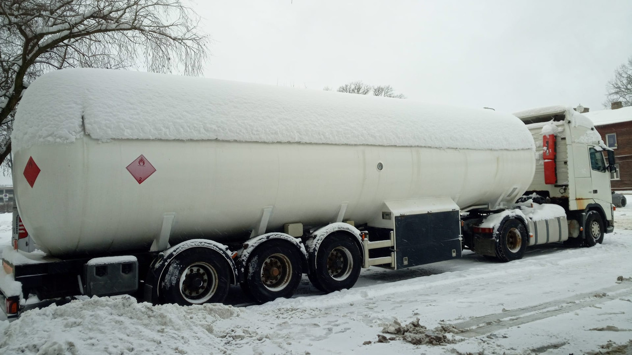 LPG ADR unit for sale. VOLVO truck FH sold together with semi-trailer gas tanke - Tractor: foto 2 LPG ADR unit for sale. VOLVO truck FH sold together with semi-trailer gas tanke - Tractor: foto 2