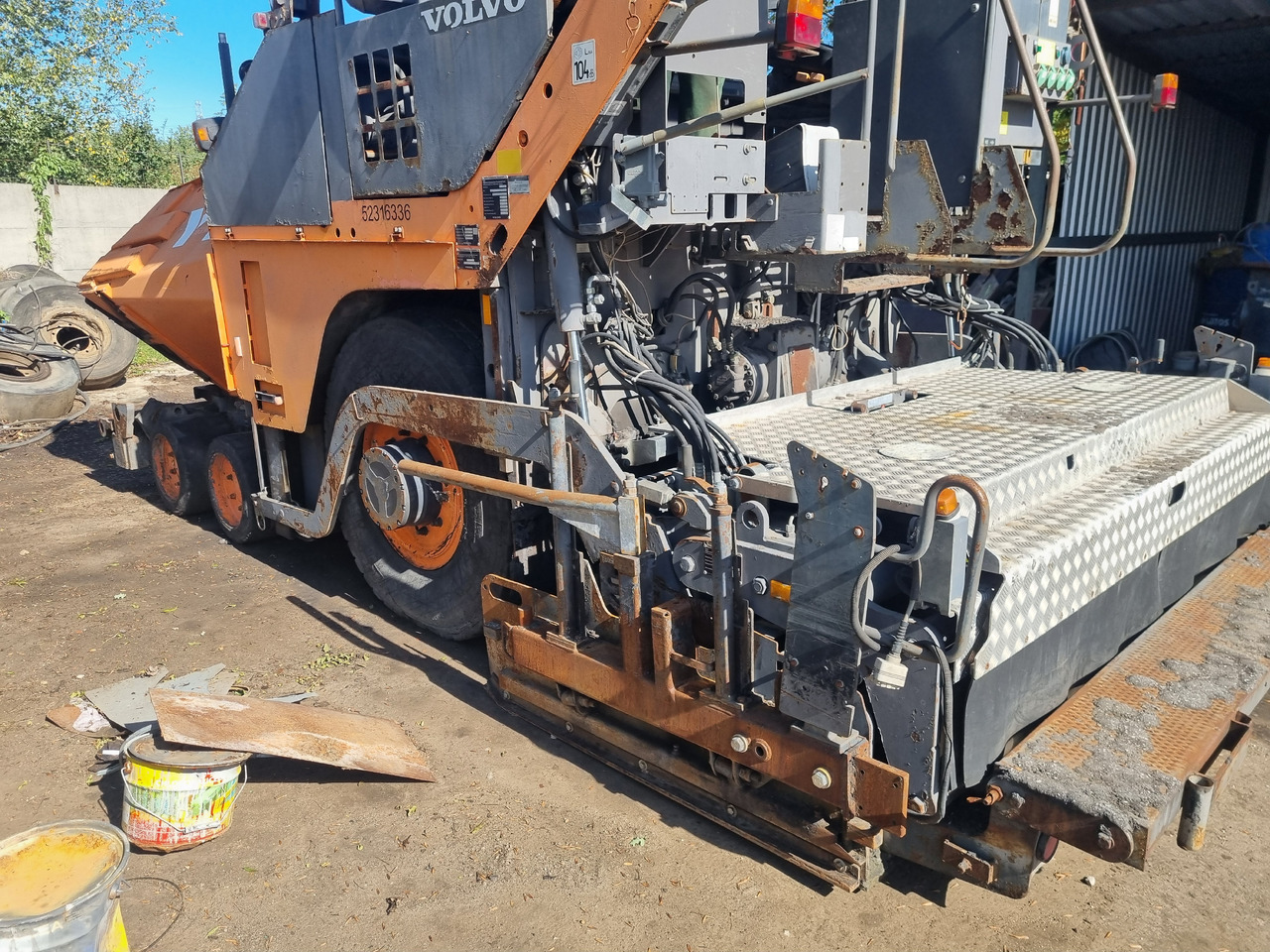 VOLVO TITAN 6870 - Acabadora: foto 4 VOLVO TITAN 6870 - Acabadora: foto 4