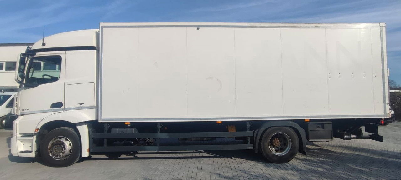 Mercedes-Benz Actros 1843 1843-Vermietung - LBW Voll-Luft-gefedert - Caminhão furgão: foto 4 Mercedes-Benz Actros 1843 1843-Vermietung - LBW Voll-Luft-gefedert - Caminhão furgão: foto 4