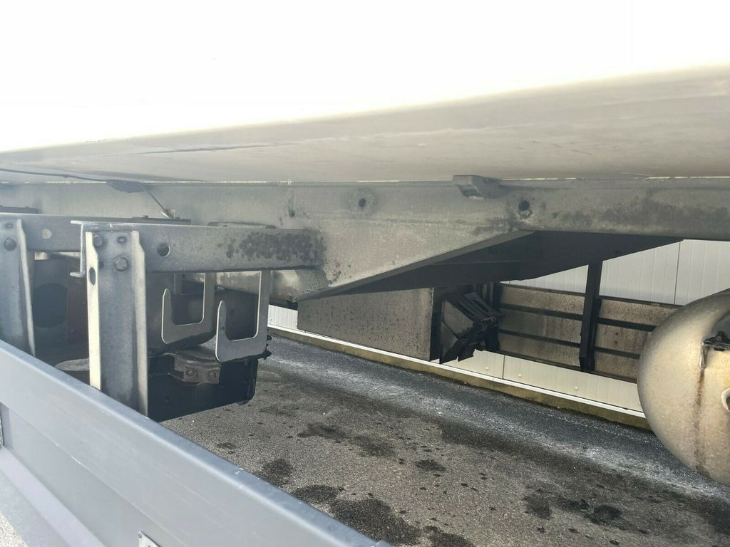 Chereau Lamberet Carrier 1000 Rohbahnen Chereau Lamberet Carrier 1000 Rohbahnen - Reboque frigorífico: foto 5 Chereau Lamberet Carrier 1000 Rohbahnen Chereau Lamberet Carrier 1000 Rohbahnen - Reboque frigorífico: foto 5