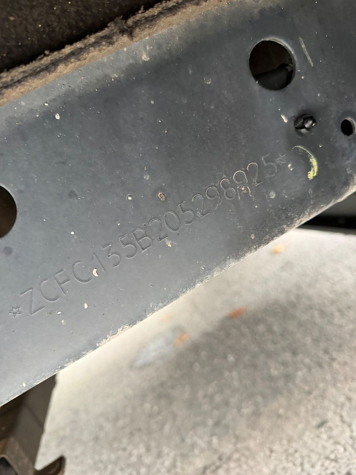 Iveco Daily 35S16 Kliam/AHK - Furgão caixa aberta: foto 5 Iveco Daily 35S16 Kliam/AHK - Furgão caixa aberta: foto 5