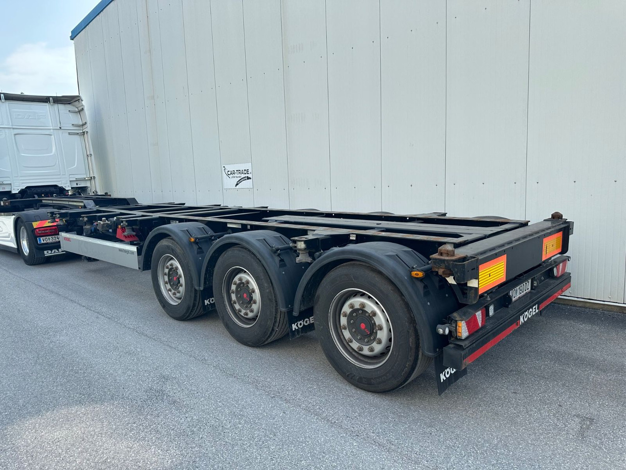 Kögel SN 24 LIFT SAF 2x20 1x30 1x40 6STK - Semireboque transportador de contêineres/ Caixa móvel: foto 2 Kögel SN 24 LIFT SAF 2x20 1x30 1x40 6STK - Semireboque transportador de contêineres/ Caixa móvel: foto 2