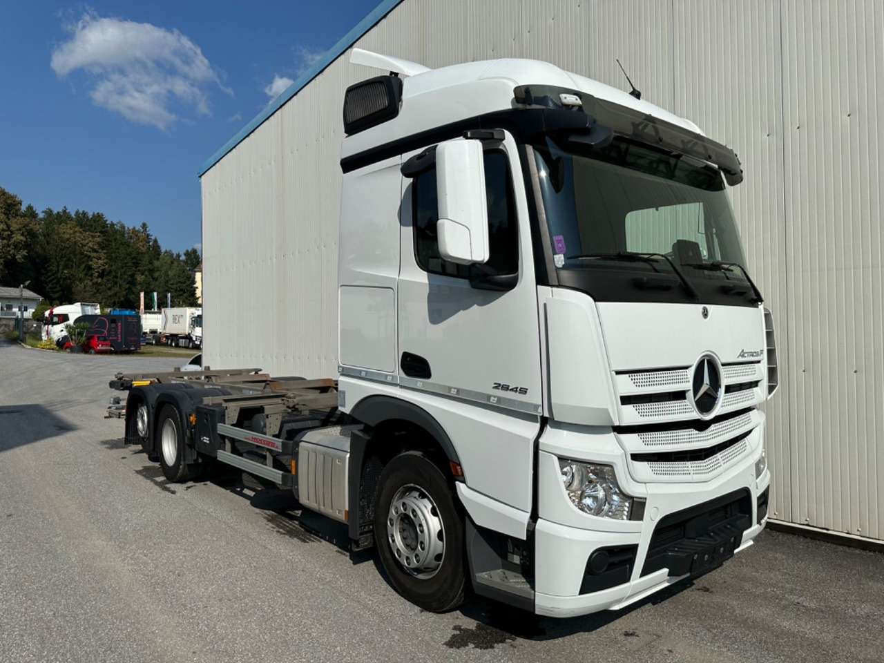 Mercedes-Benz Actros 2545 2T LBW - Caminhão transportador de contêineres/ Caixa móvel: foto 2 Mercedes-Benz Actros 2545 2T LBW - Caminhão transportador de contêineres/ Caixa móvel: foto 2