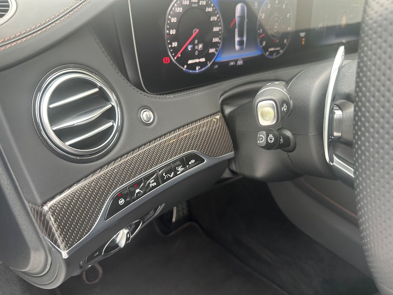 Mercedes-Benz S 65 AMG Final Edition 1/130 - Sedã: foto 5 Mercedes-Benz S 65 AMG Final Edition 1/130 - Sedã: foto 5