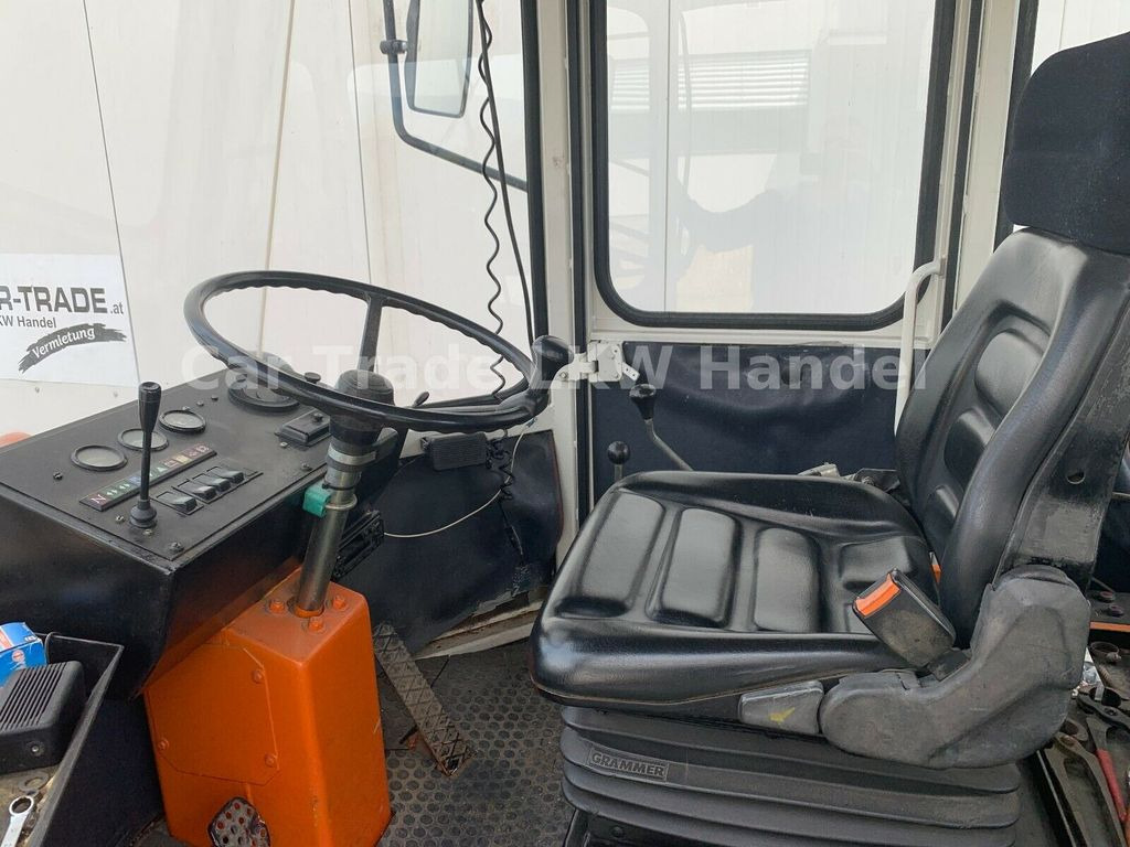 Schaeff SKB 902 - Retroescavadeira: foto 5 Schaeff SKB 902 - Retroescavadeira: foto 5