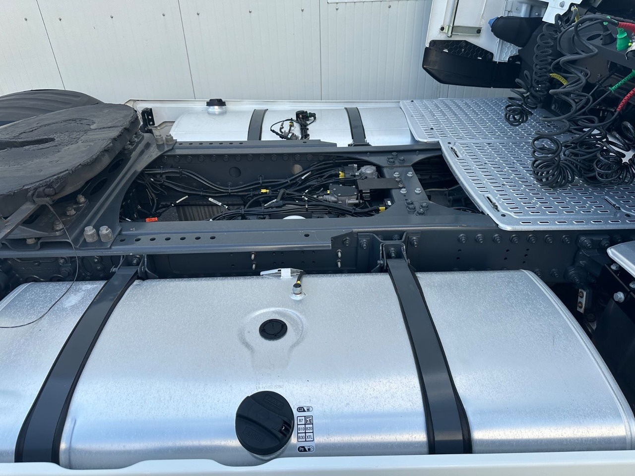 DAF XG 480 Retarder / Standklima / - Tractor: foto 4 DAF XG 480 Retarder / Standklima / - Tractor: foto 4