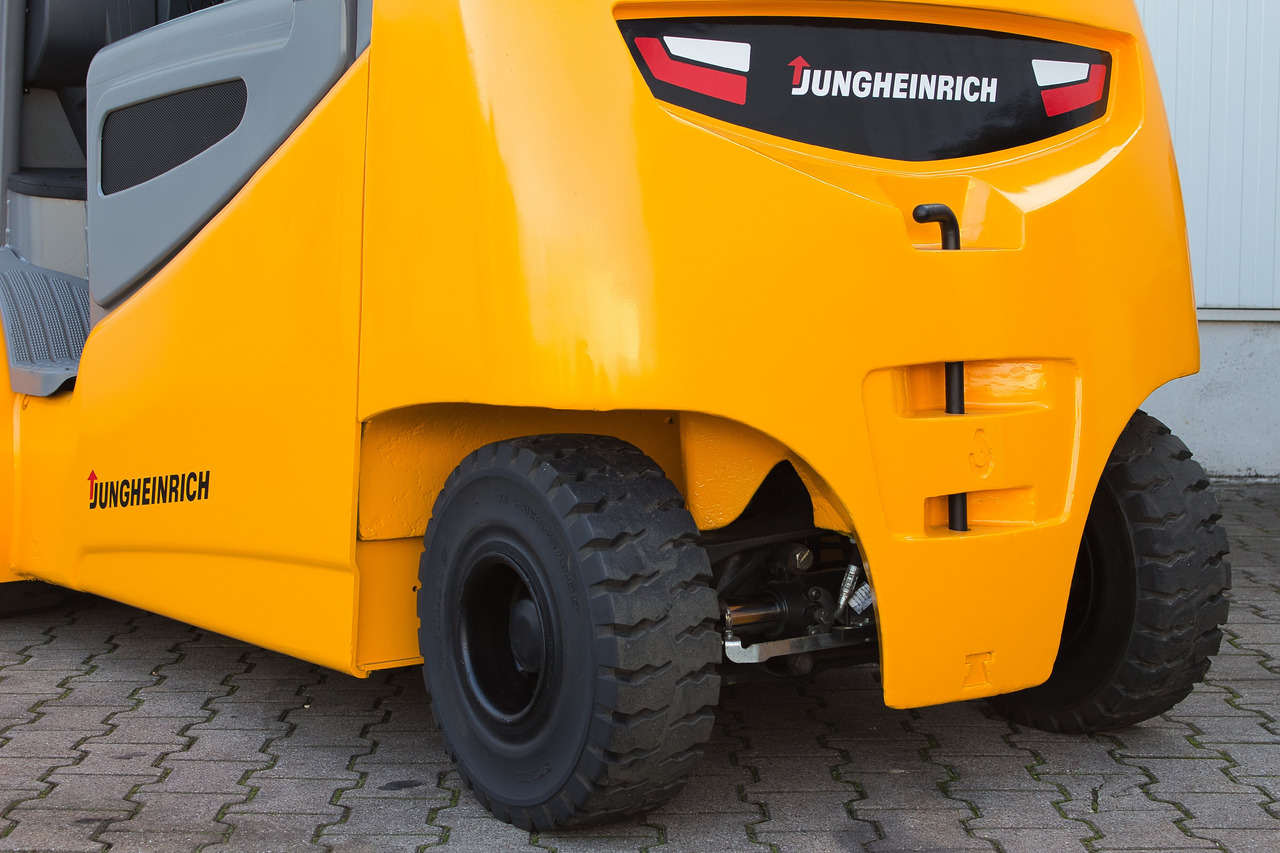 JUNGHEINRICH EFG545 - Triplex - 100% Kapazität - Bj. 2022 - 4,5t - Empilhadeira elétrica: foto 5 JUNGHEINRICH EFG545 - Triplex - 100% Kapazität - Bj. 2022 - 4,5t - Empilhadeira elétrica: foto 5