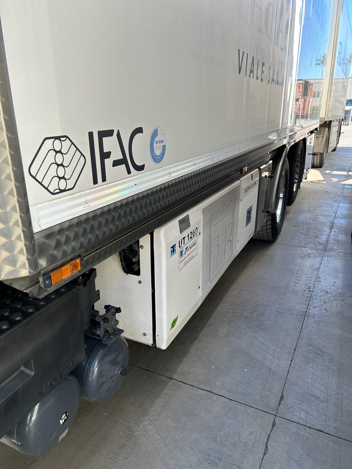 VOLVO FH 750 - Caminhão frigorífico: foto 3 VOLVO FH 750 - Caminhão frigorífico: foto 3
