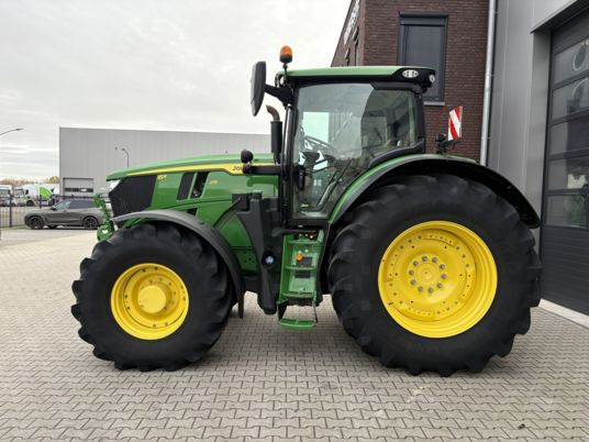 John Deere 6r215 - Trator: foto 2 John Deere 6r215 - Trator: foto 2