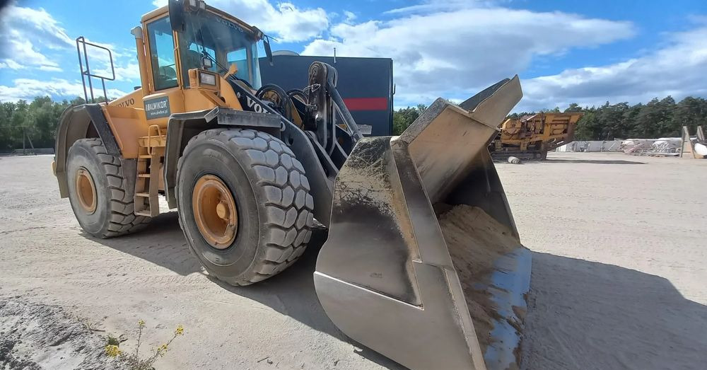 Volvo L150E - Carregadeira de rodas: foto 1 Volvo L150E - Carregadeira de rodas: foto 1