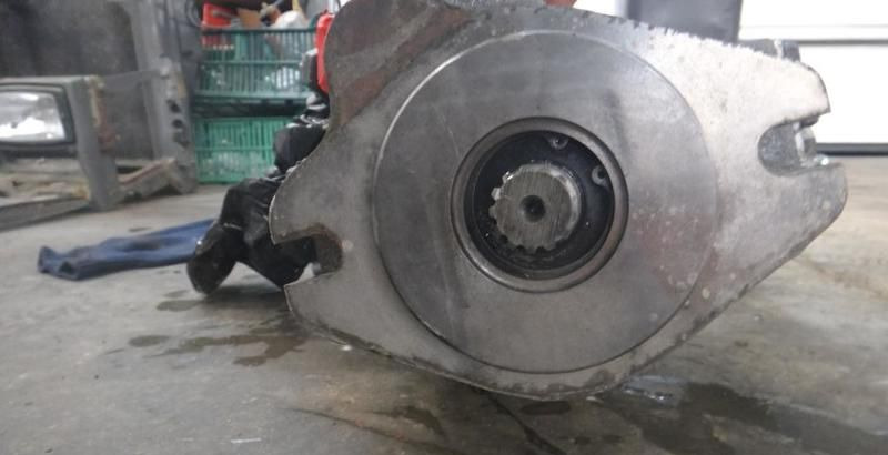 Fendt pompa hydrauliczna 13 ZEBÓW - Bomba hidráulica de Máquina agrícola: foto 2 Fendt pompa hydrauliczna 13 ZEBÓW - Bomba hidráulica de Máquina agrícola: foto 2