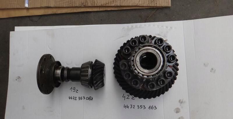 JOHN DEERE DYFER zf 4472353081 4472353163 atak tal - Diferencial de Máquina agrícola: foto 1 JOHN DEERE DYFER zf 4472353081 4472353163 atak tal - Diferencial de Máquina agrícola: foto 1