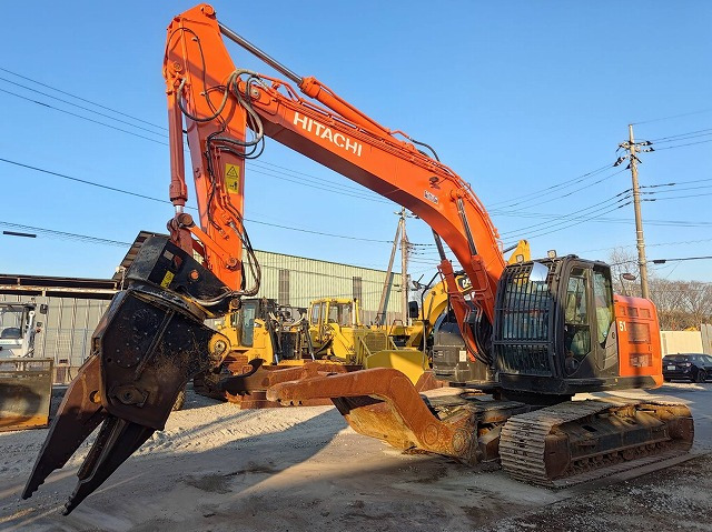HITACHI ZX225USRLCMH-5B - Escavadora de rastos: foto 1 HITACHI ZX225USRLCMH-5B - Escavadora de rastos: foto 1