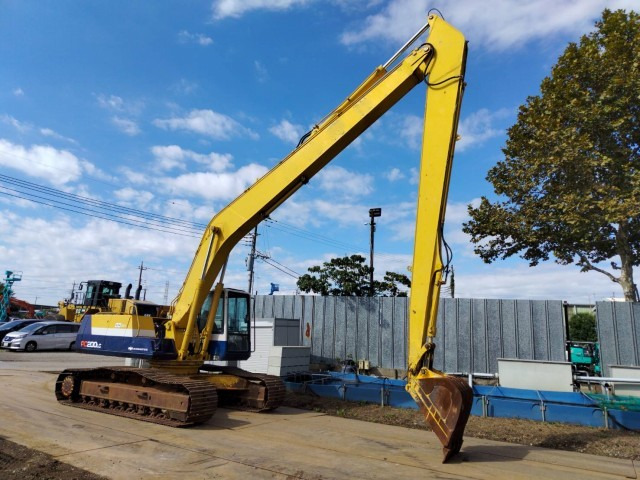 KOMATSU PC200LC-5 - Escavadora de rastos: foto 5 KOMATSU PC200LC-5 - Escavadora de rastos: foto 5