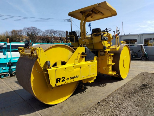 SAKAI R2-2 - Compactador de asfalto: foto 3 SAKAI R2-2 - Compactador de asfalto: foto 3