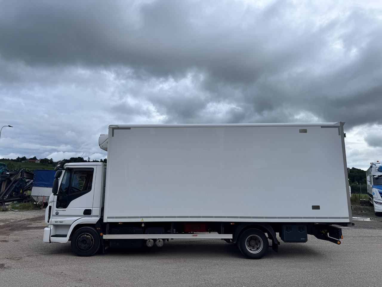 IVECO 80E190 Eurocargo Kühlkoffer (Partikelfilter defekt) - Caminhão frigorífico: foto 2 IVECO 80E190 Eurocargo Kühlkoffer (Partikelfilter defekt) - Caminhão frigorífico: foto 2