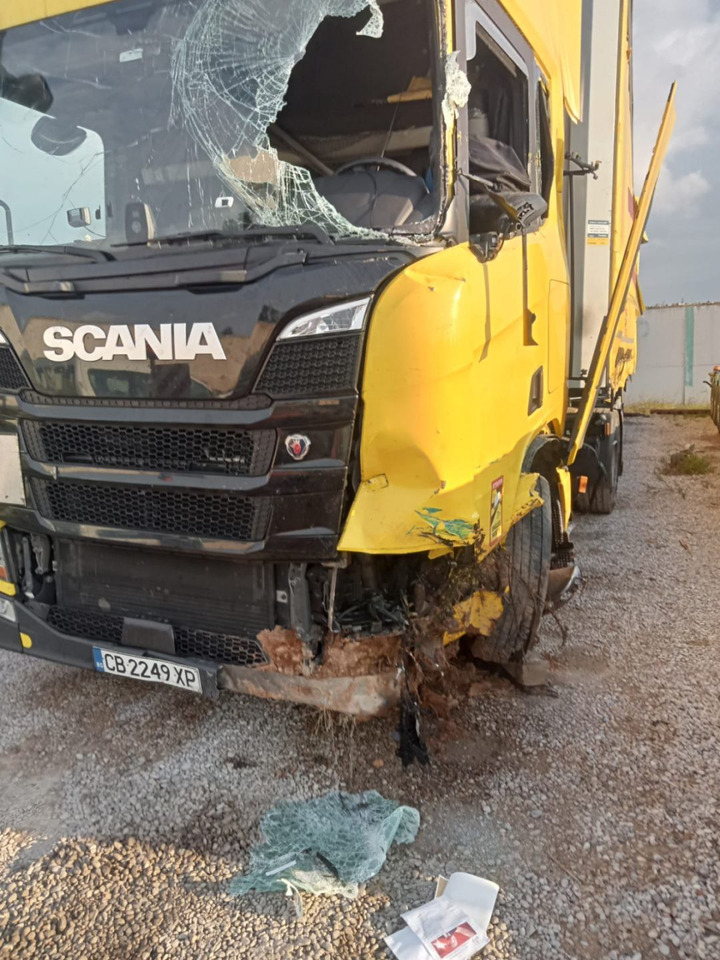 SCANIA R460 SUPER, Location: Villareal, Spain - Tractor: foto 4 SCANIA R460 SUPER, Location: Villareal, Spain - Tractor: foto 4