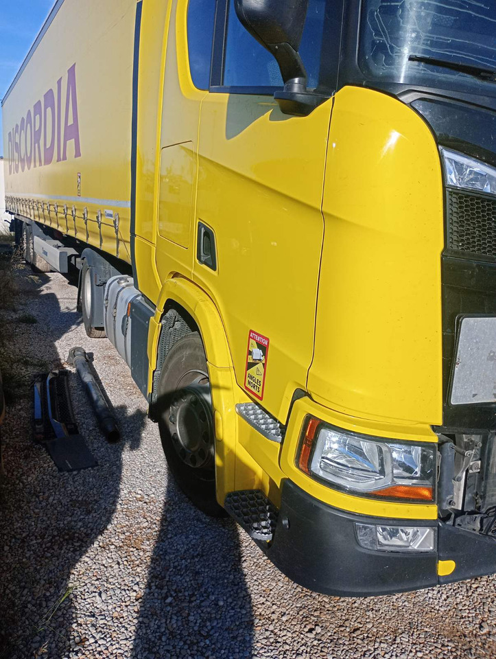 SCANIA R460 SUPER, Location: Villareal, Spain - Tractor: foto 2 SCANIA R460 SUPER, Location: Villareal, Spain - Tractor: foto 2