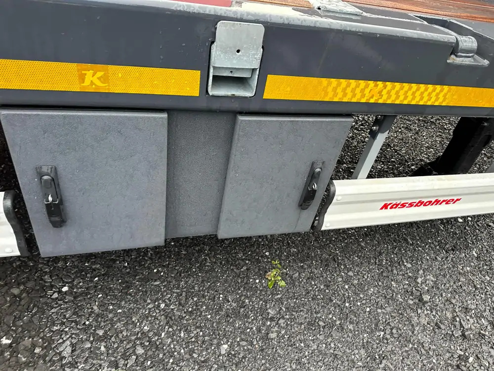Semireboque baixa nuevo Kässbohrer essieu relevable + essieu suiveur -  MATERIEL NEUF: foto 9