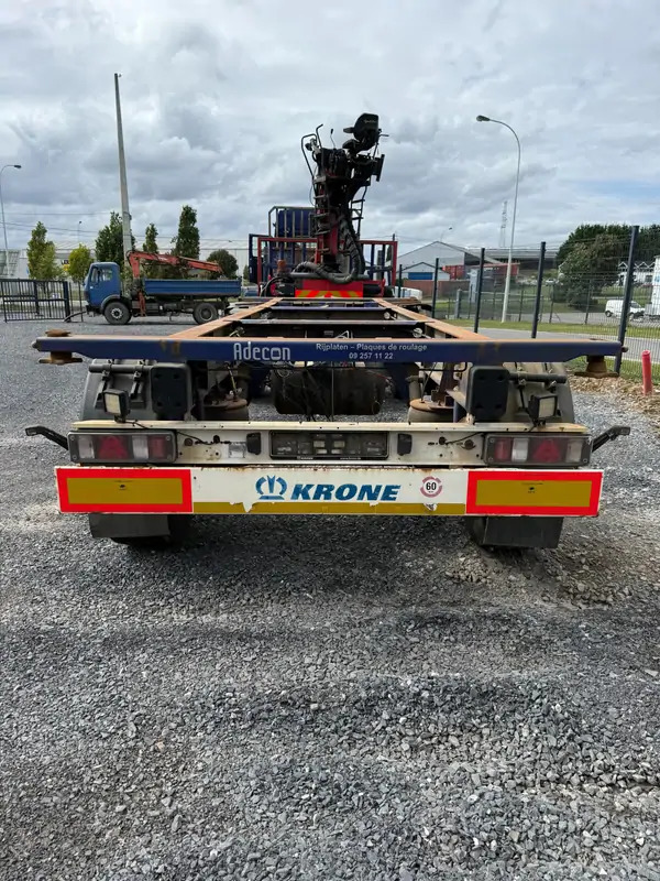 Krone AZ *BDF*2 essieux* - Reboque transportador de contêineres/ Caixa móvel: foto 4 Krone AZ *BDF*2 essieux* - Reboque transportador de contêineres/ Caixa móvel: foto 4