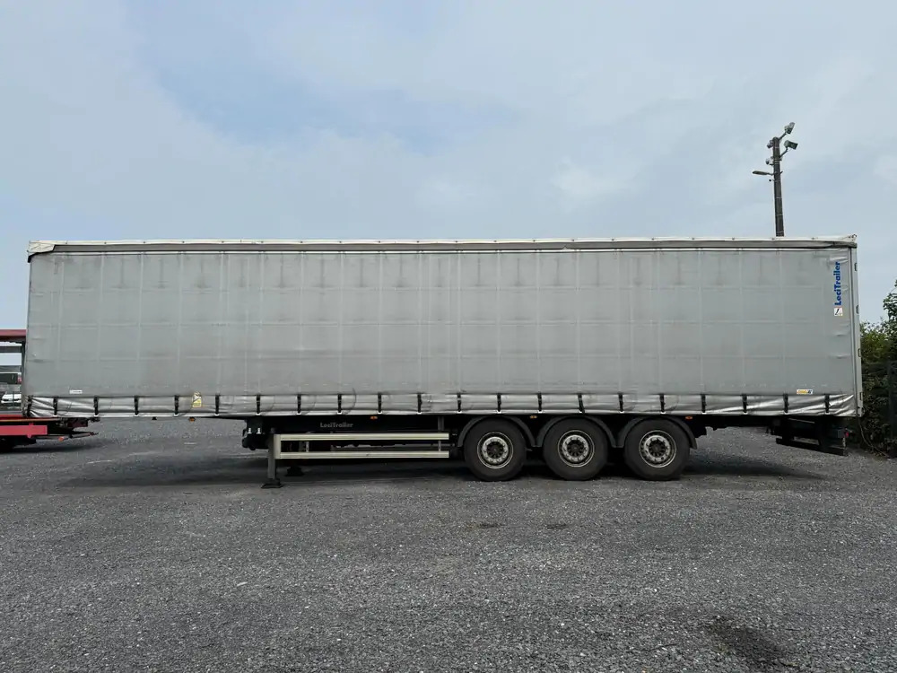 LeciTrailer Tautliner 3E20 Tautliner 3E20*1er essieu relevable*essieux SAF - Semi-reboque de lona: foto 5 LeciTrailer Tautliner 3E20 Tautliner 3E20*1er essieu relevable*essieux SAF - Semi-reboque de lona: foto 5
