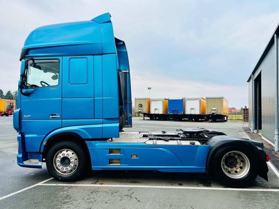 DAF XF 480 FT + MY 17 + Alcoa + Super SC + Standklima + 2 Tanks - Tractor: foto 5 DAF XF 480 FT + MY 17 + Alcoa + Super SC + Standklima + 2 Tanks - Tractor: foto 5