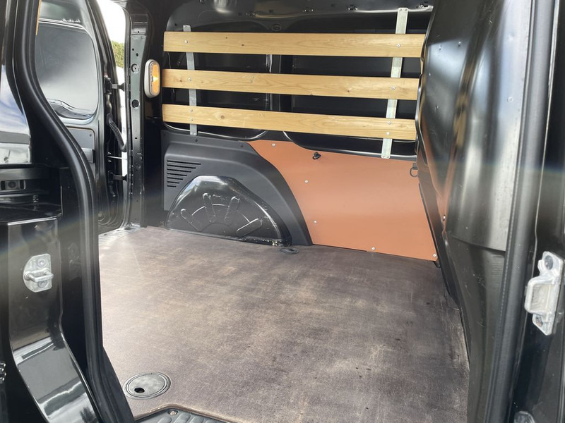 Locação de Renault Kangoo 1.5 dCi 90pk E6 R-link BPM Vrij! Lease €171 p/m, Airco, Navi + Camera, PDC, Volledig onderhoudshistorie aanwezig Renault Kangoo 1.5 dCi 90pk E6 R-link BPM Vrij! Lease €171 p/m, Airco, Navi + Camera, PDC, Volledig onderhoudshistorie aanwezig: foto 18