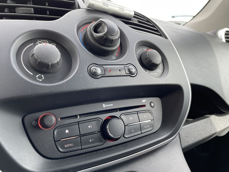 Locação de Renault Kangoo 1.5 dCi 90pk E6 R-link BPM Vrij! Lease €171 p/m, Airco, Navi + Camera, PDC, Volledig onderhoudshistorie aanwezig Renault Kangoo 1.5 dCi 90pk E6 R-link BPM Vrij! Lease €171 p/m, Airco, Navi + Camera, PDC, Volledig onderhoudshistorie aanwezig: foto 10