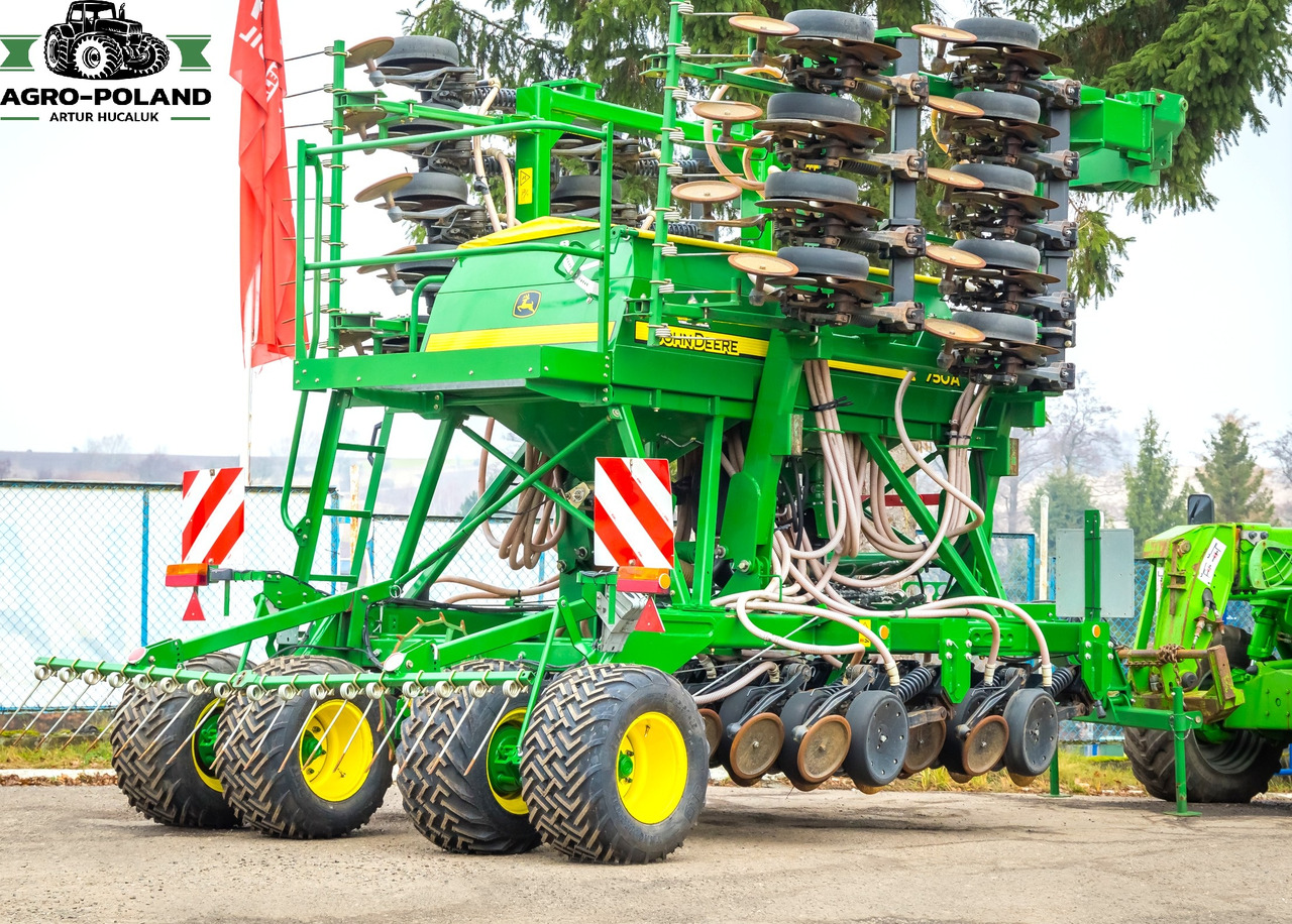 JOHN DEERE 750A - 2017 ROK - 6 M - 2649 H - GREENSTAR/ISOBUS - NOWSZY MODEL - Semeadeira: foto 3 JOHN DEERE 750A - 2017 ROK - 6 M - 2649 H - GREENSTAR/ISOBUS - NOWSZY MODEL - Semeadeira: foto 3