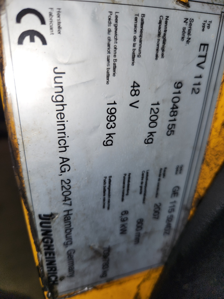 JUNGHEINRICH ETV112 - Empilhador lateral: foto 1 JUNGHEINRICH ETV112 - Empilhador lateral: foto 1