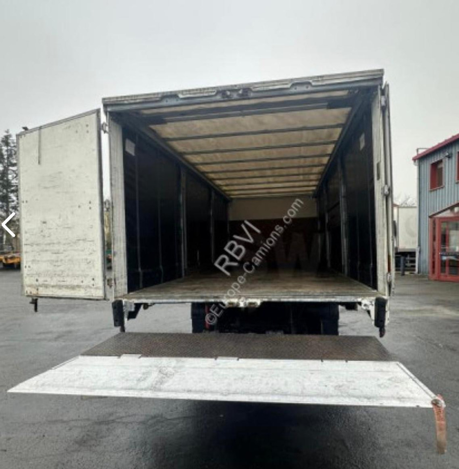RENAULT MIDLUM 12.220 - Caminhão com lona: foto 3 RENAULT MIDLUM 12.220 - Caminhão com lona: foto 3