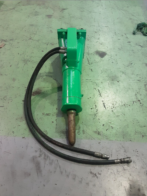 MONTABERT BRP70 - Martelo hidráulico: foto 3 MONTABERT BRP70 - Martelo hidráulico: foto 3