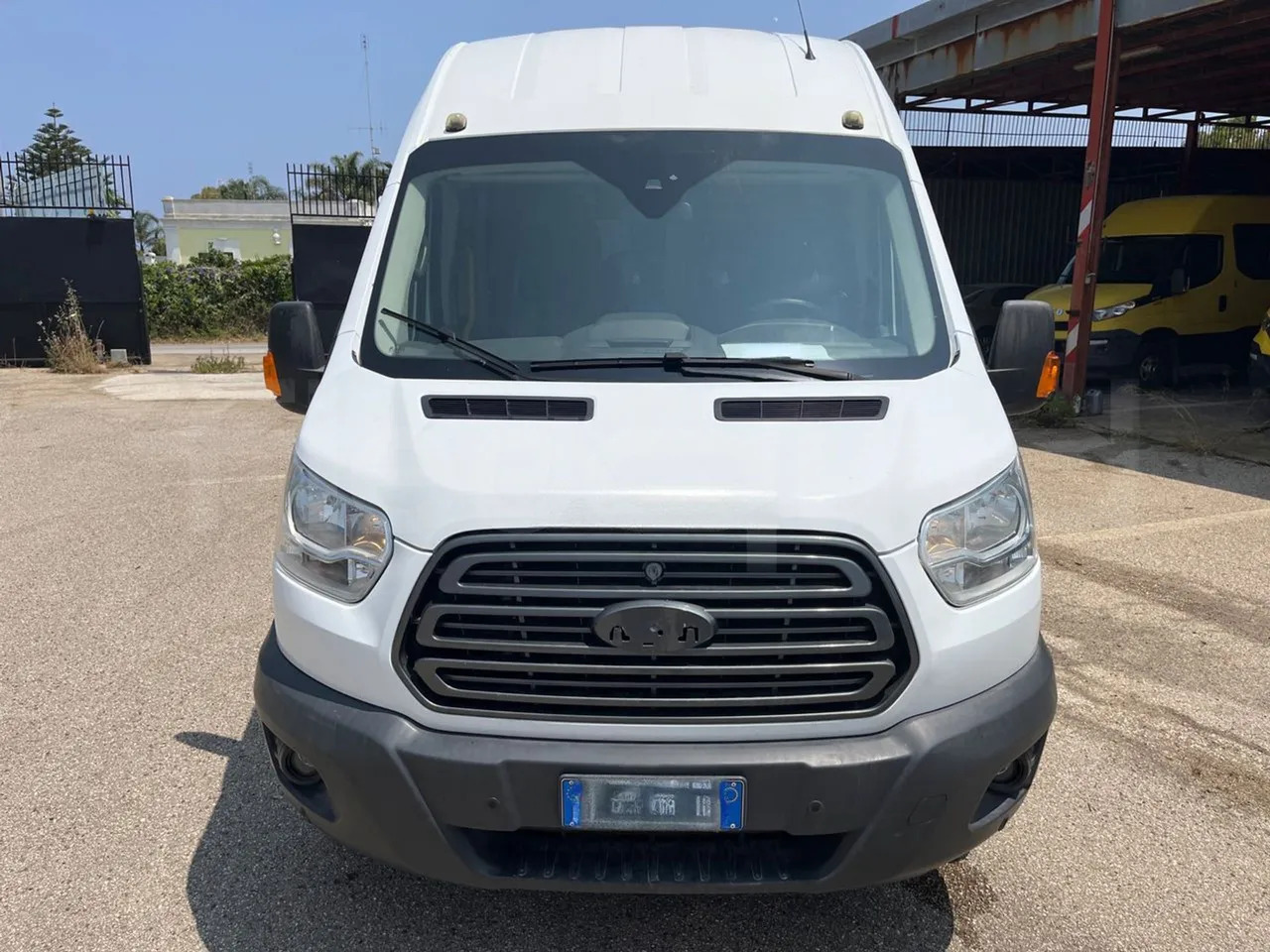Ford Transit - Micro-ônibus, Furgão de passageiros: foto 2 Ford Transit - Micro-ônibus, Furgão de passageiros: foto 2