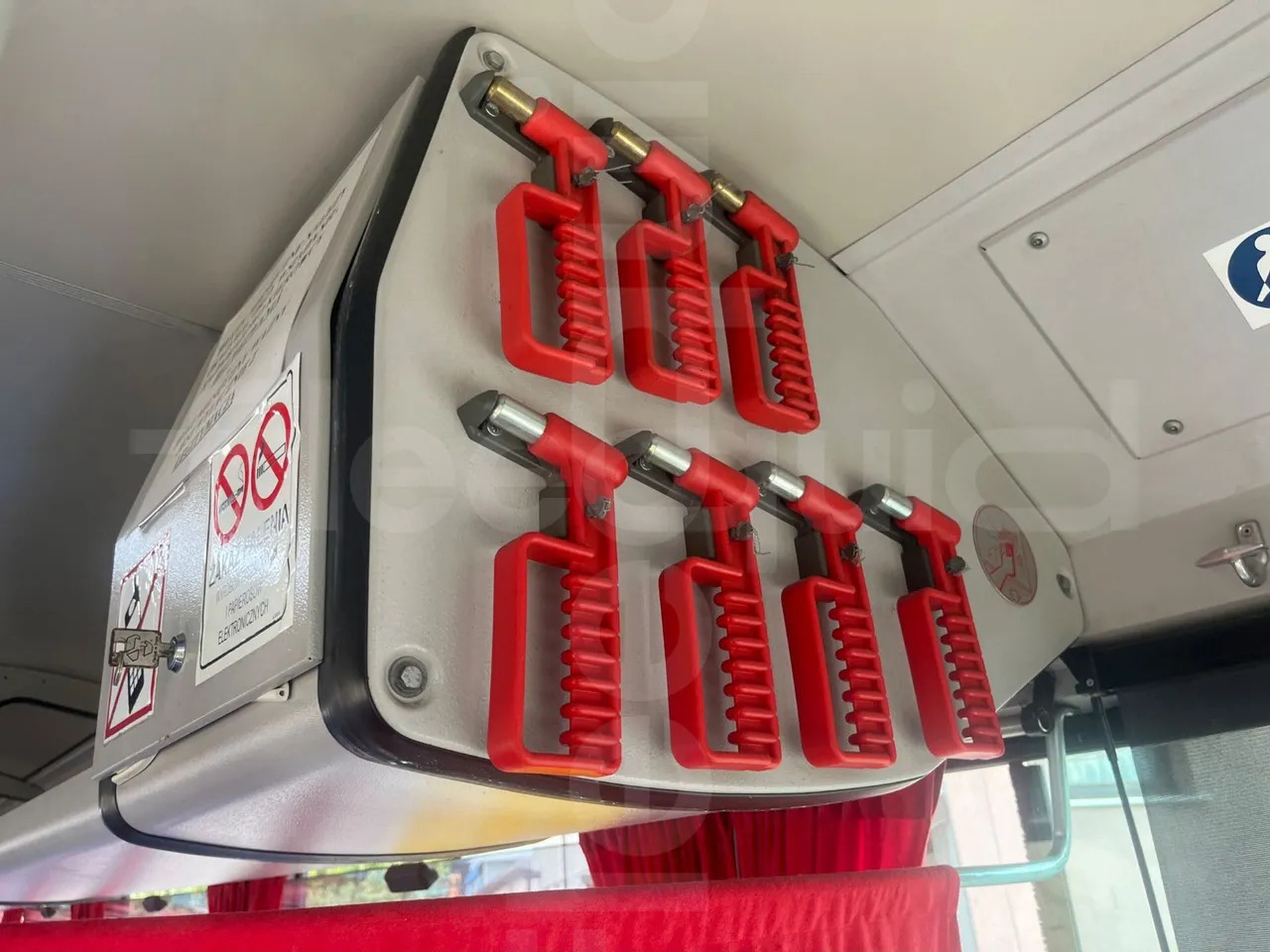 Irisbus Ares - Ônibus suburbano: foto 3 Irisbus Ares - Ônibus suburbano: foto 3