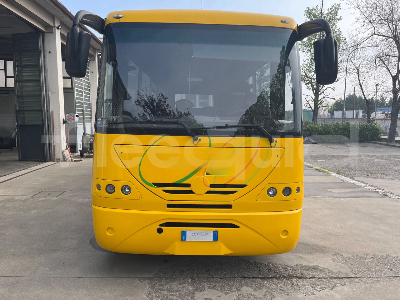 Iveco 100/E4 - Autocarro escolar: foto 2 Iveco 100/E4 - Autocarro escolar: foto 2