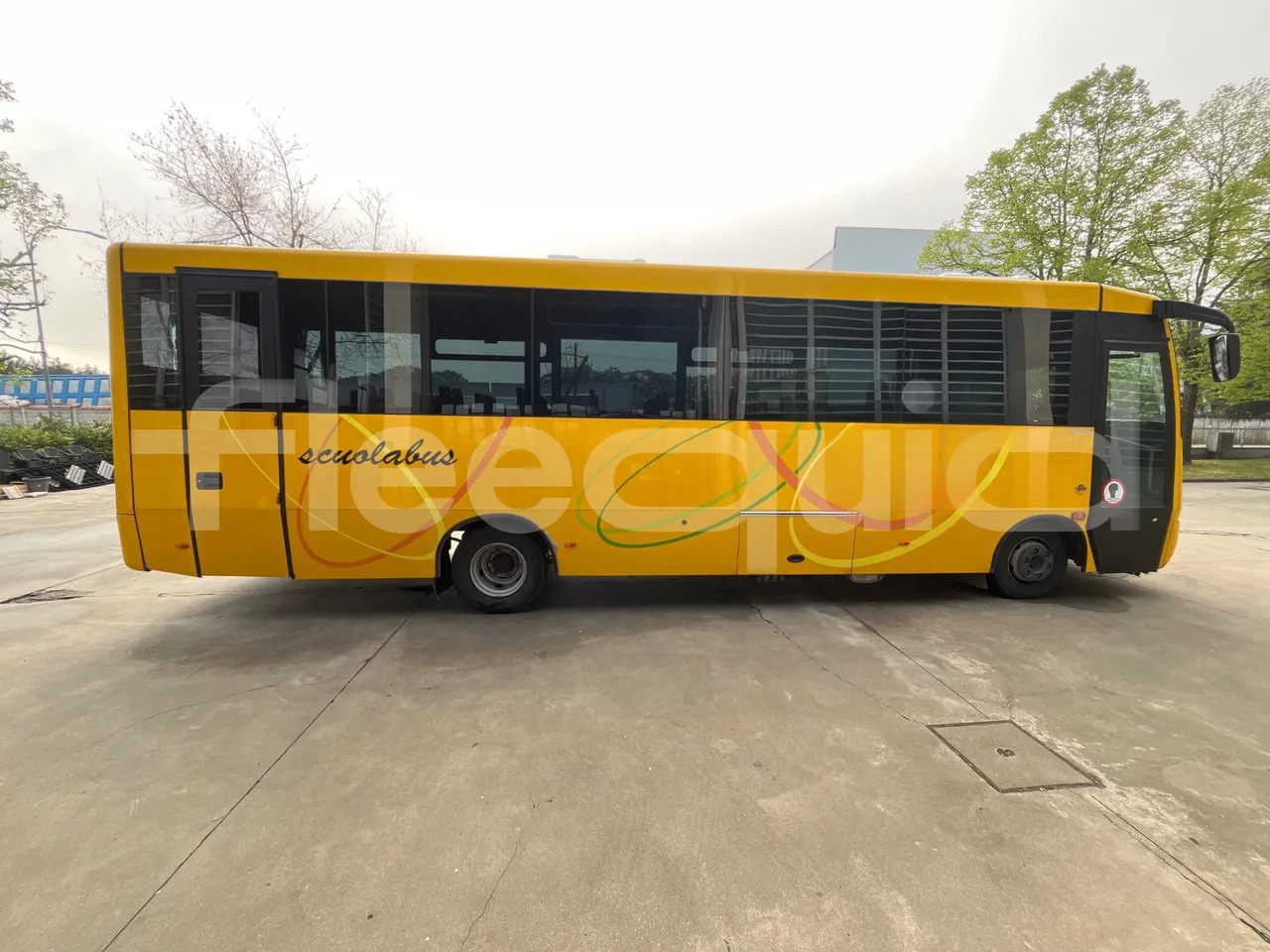 Autocarro escolar Iveco 100/E4: foto 10