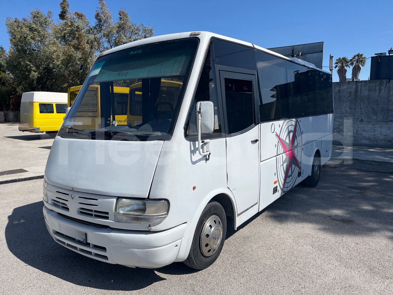 Iveco 59E12 - Micro-ônibus, Furgão de passageiros: foto 4 Iveco 59E12 - Micro-ônibus, Furgão de passageiros: foto 4