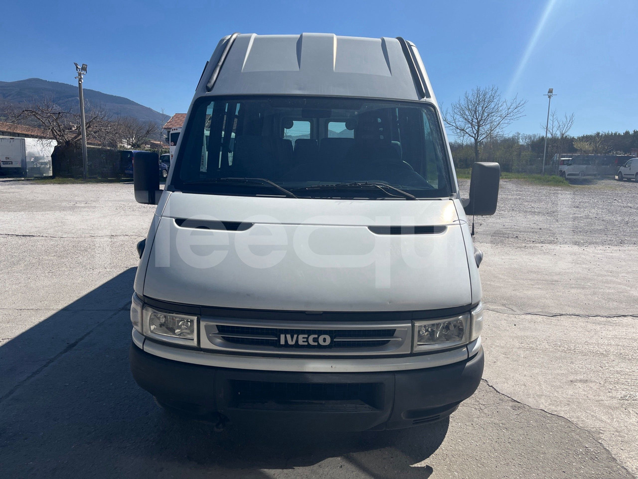 Iveco A50 - Micro-ônibus, Furgão de passageiros: foto 2 Iveco A50 - Micro-ônibus, Furgão de passageiros: foto 2