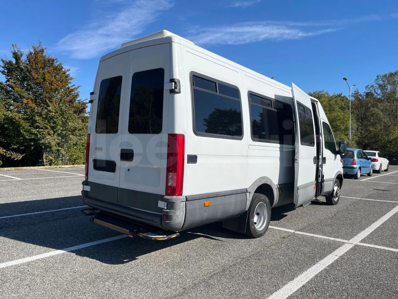 Ônibus suburbano Iveco Daily: foto 8