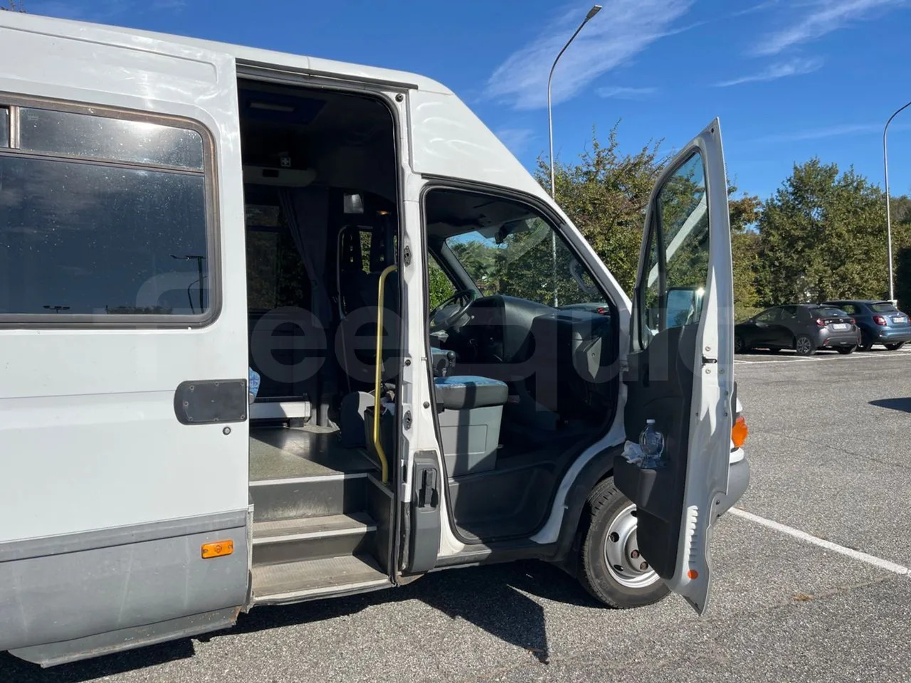 Ônibus suburbano Iveco Daily: foto 13