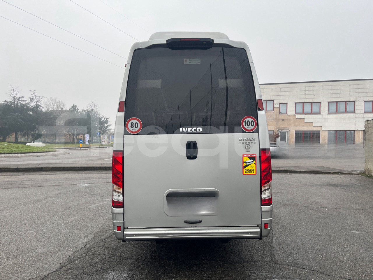 Iveco Daily - Ônibus suburbano: foto 5 Iveco Daily - Ônibus suburbano: foto 5