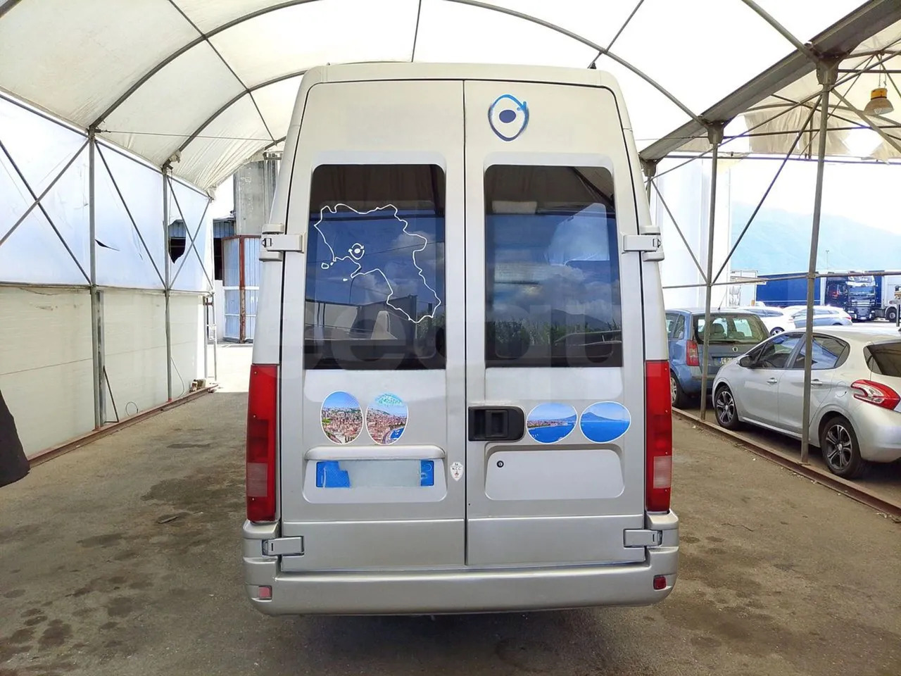 Iveco Daily - Micro-ônibus, Furgão de passageiros: foto 5 Iveco Daily - Micro-ônibus, Furgão de passageiros: foto 5