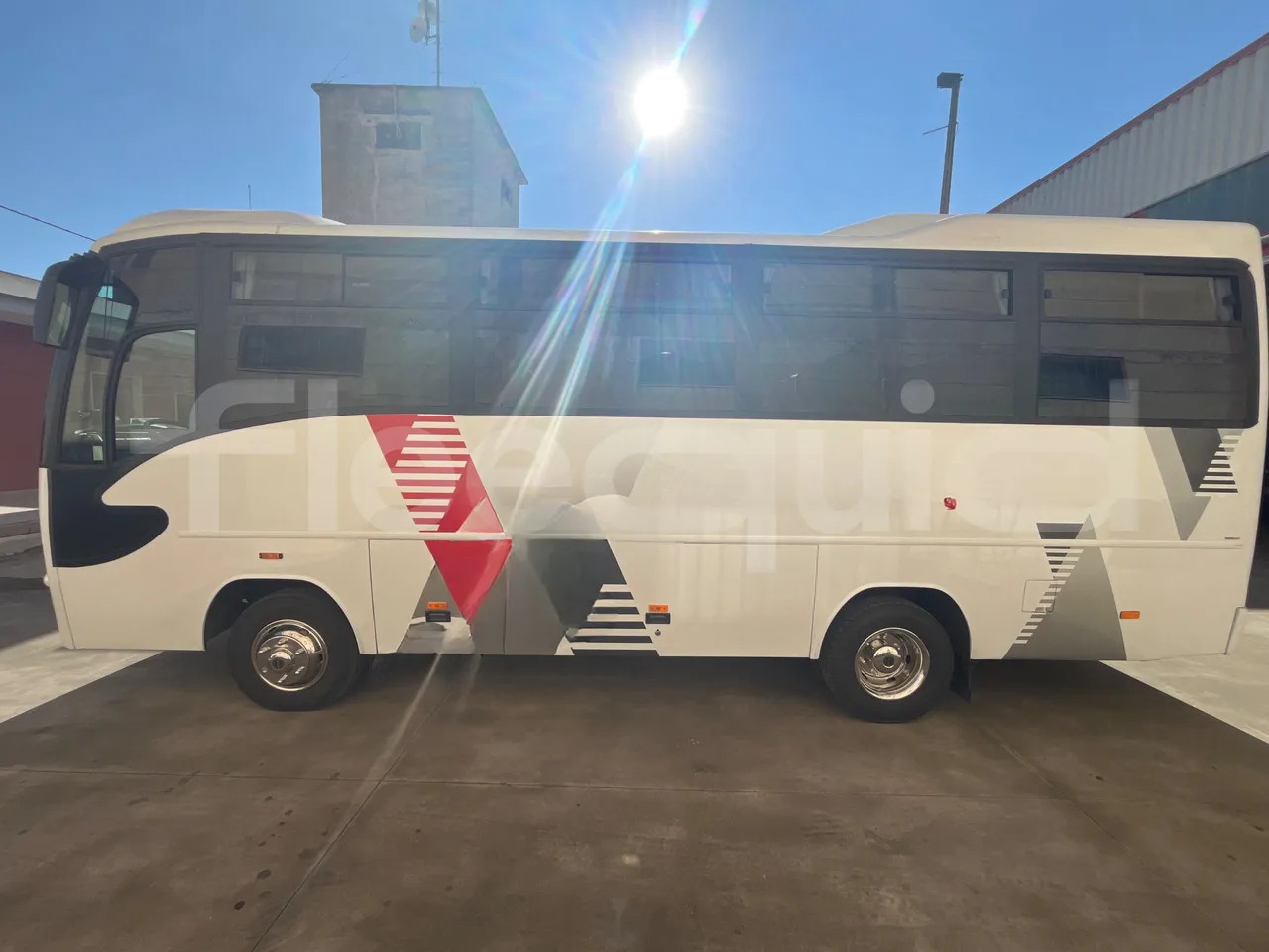 Autocarro Iveco E24: foto 6