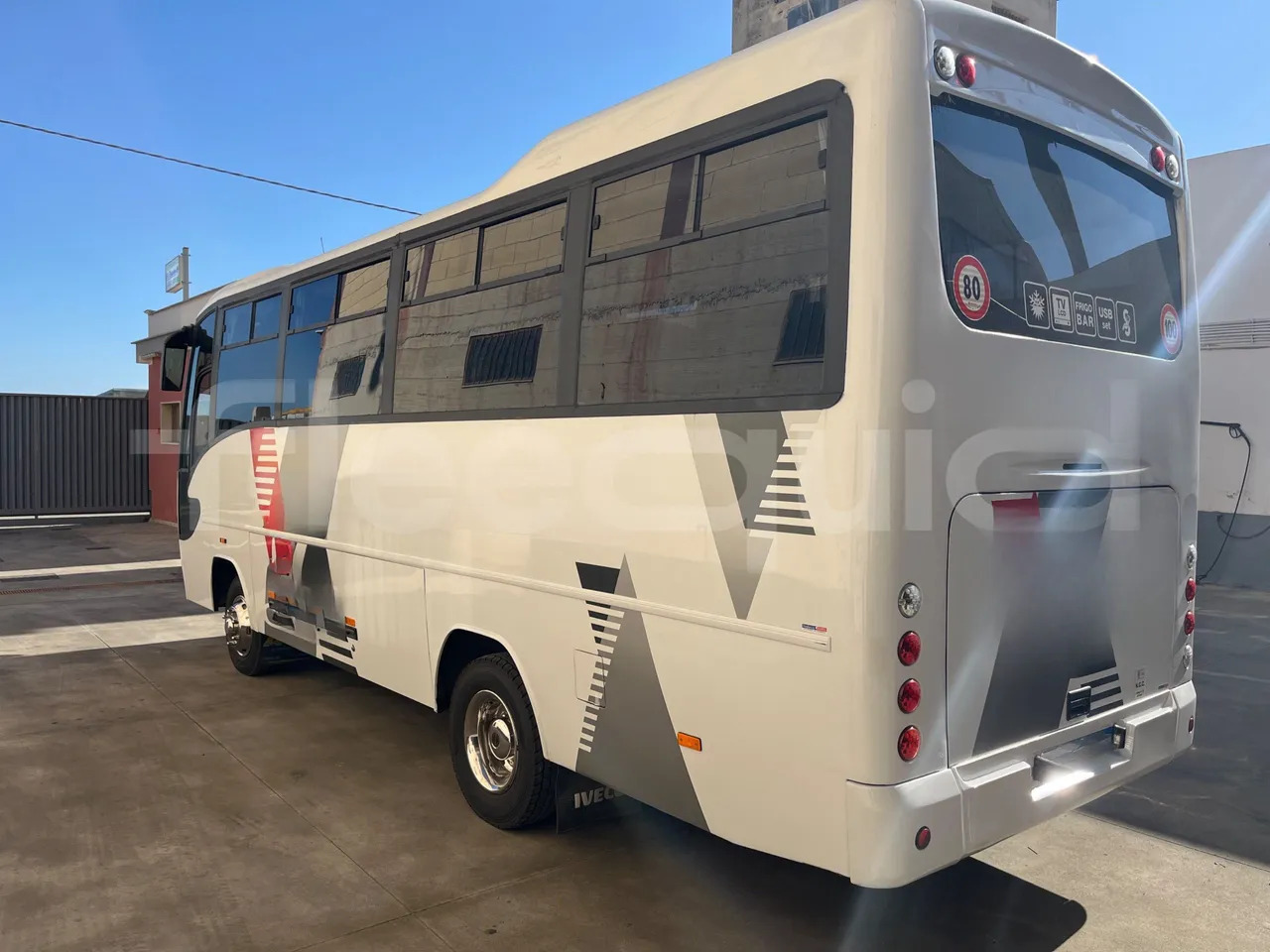 Autocarro Iveco E24: foto 8