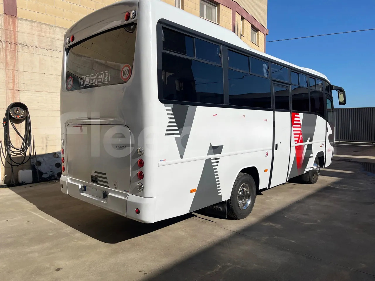 Autocarro Iveco E24: foto 10