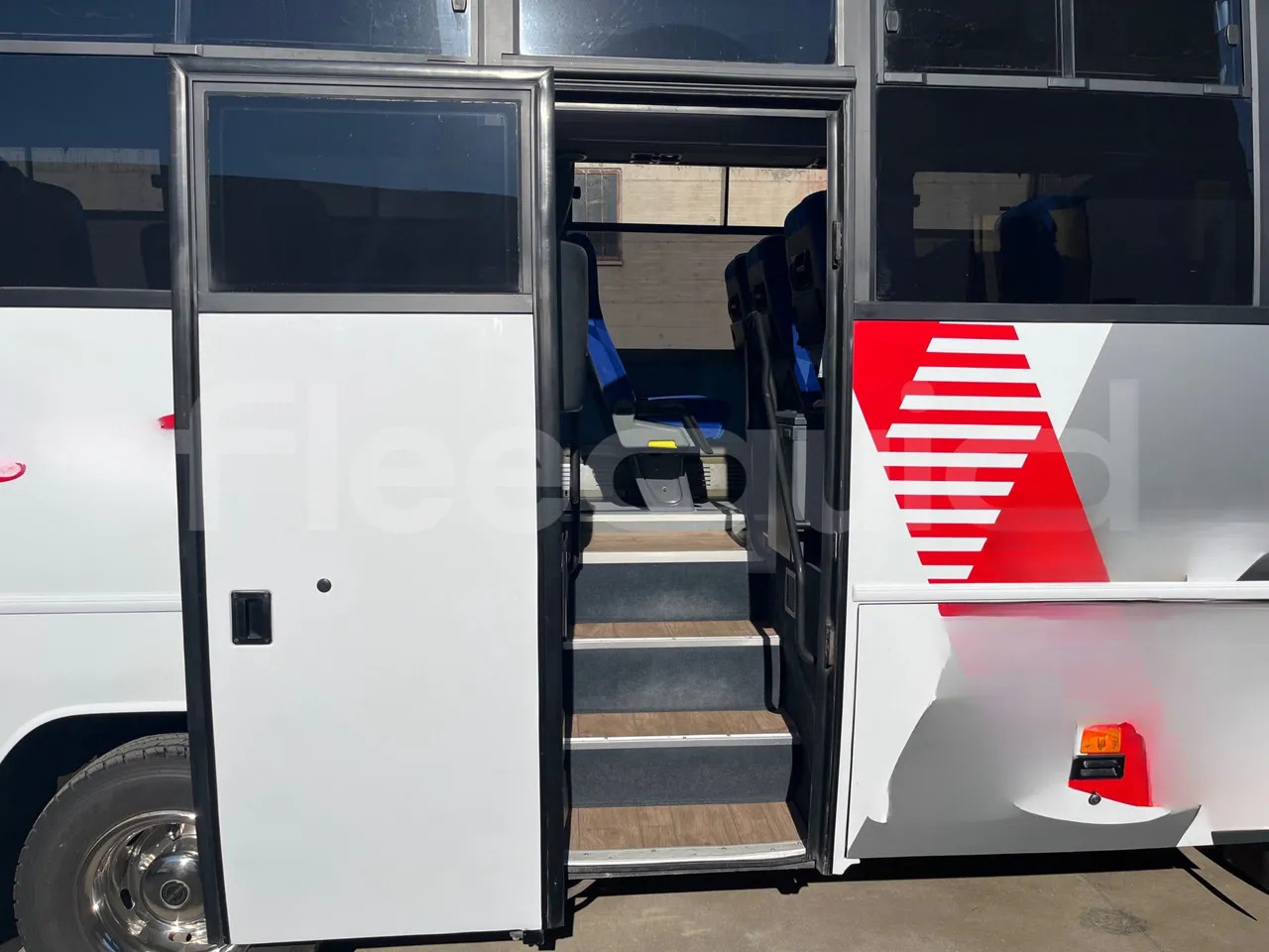 Autocarro Iveco E24: foto 15