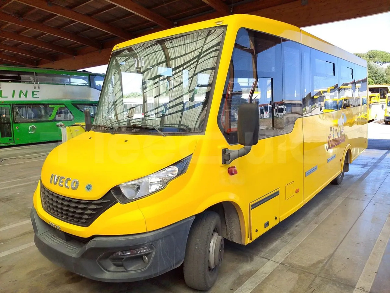 Iveco Indcar - Autocarro escolar: foto 3 Iveco Indcar - Autocarro escolar: foto 3