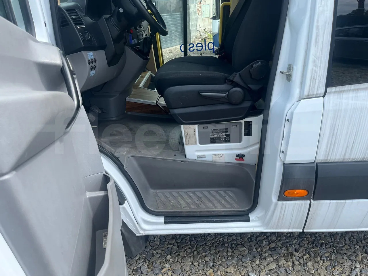 Mercedes-Benz Sprinter - Micro-ônibus, Furgão de passageiros: foto 2 Mercedes-Benz Sprinter - Micro-ônibus, Furgão de passageiros: foto 2