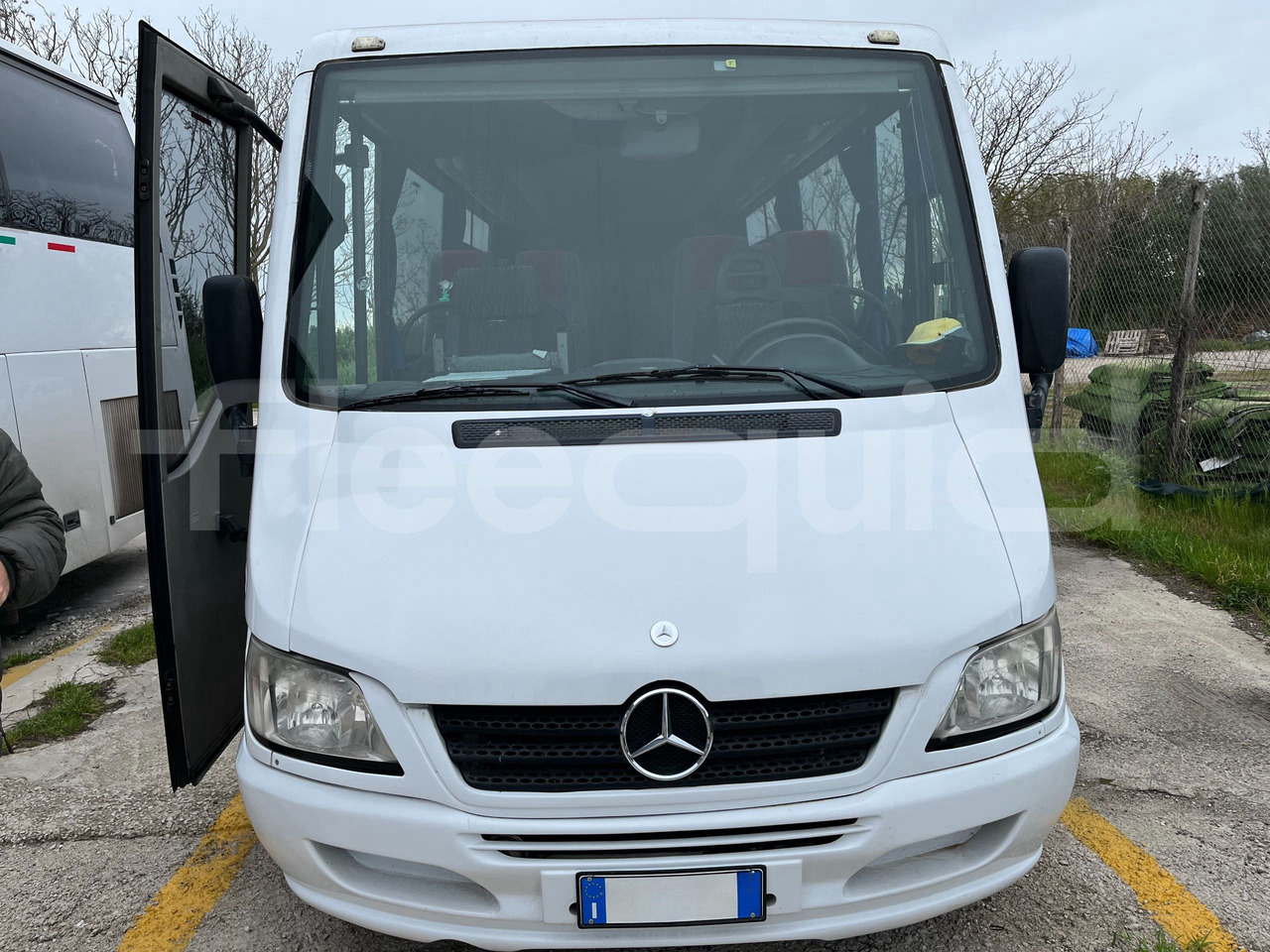 Mercedes-Benz Sprinter - Micro-ônibus, Furgão de passageiros: foto 1 Mercedes-Benz Sprinter - Micro-ônibus, Furgão de passageiros: foto 1